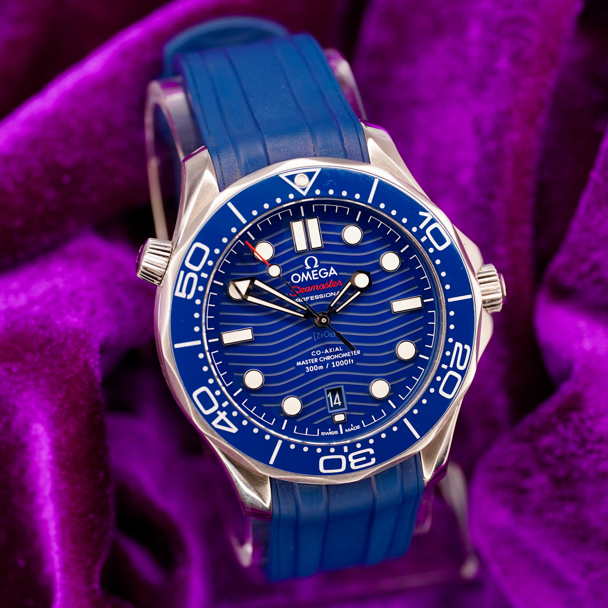 Omega Seamaster Diver 300M – Ref. 210.30.42.20.03.001 – 42mm Stainless Steel – Complete Set – Very Good Condition