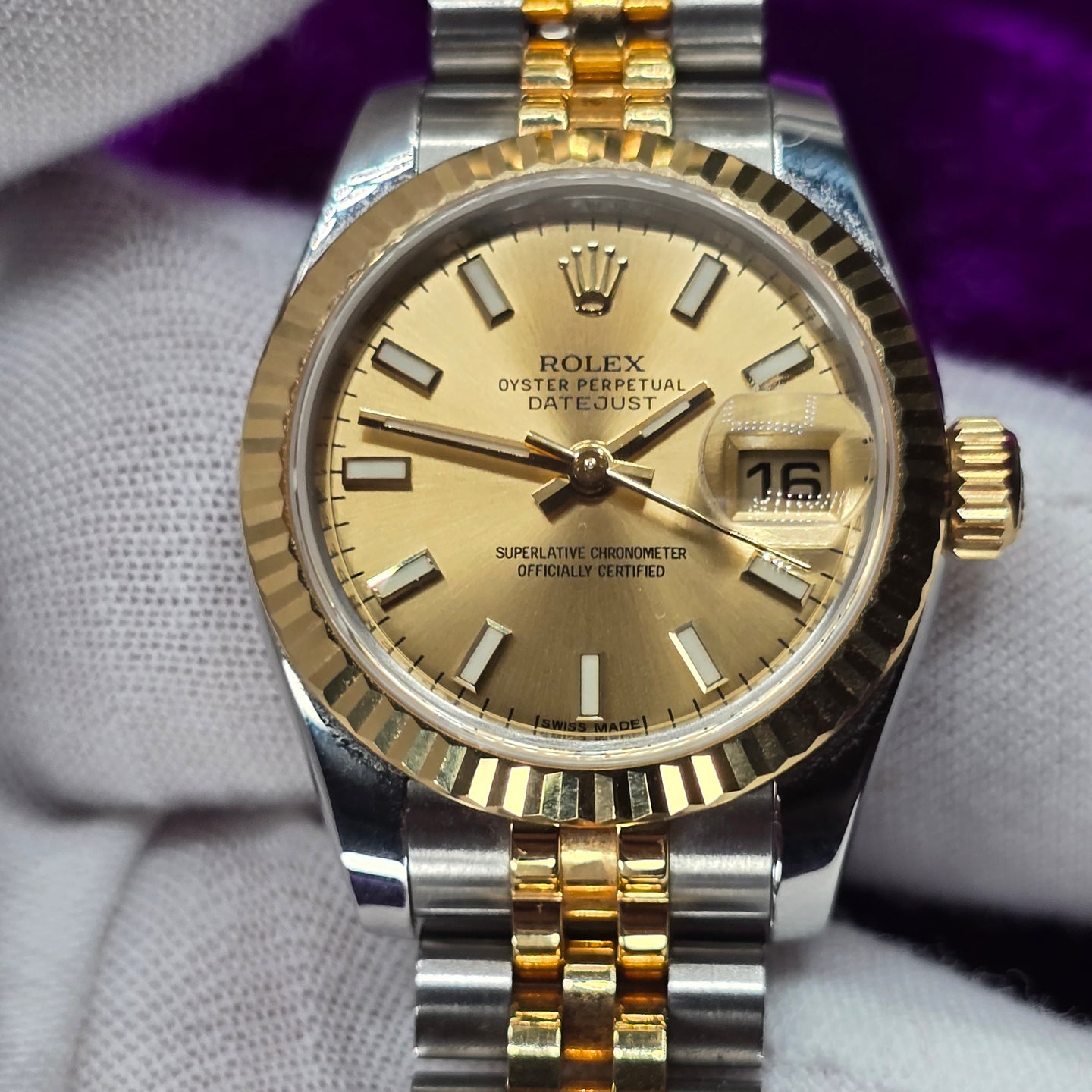 Rolex Lady-Datejust 179173 Gold and Silver Jubilee Bracelet with Gold Bezel