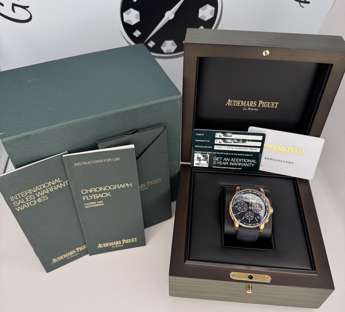 Audemars Piguet Code 11.59 Selfwinding Chronograph Flyback – Ref. 26393OR.OO.A027KB.01 – 41mm 18K Rose Gold – Excellent – Complete Set
