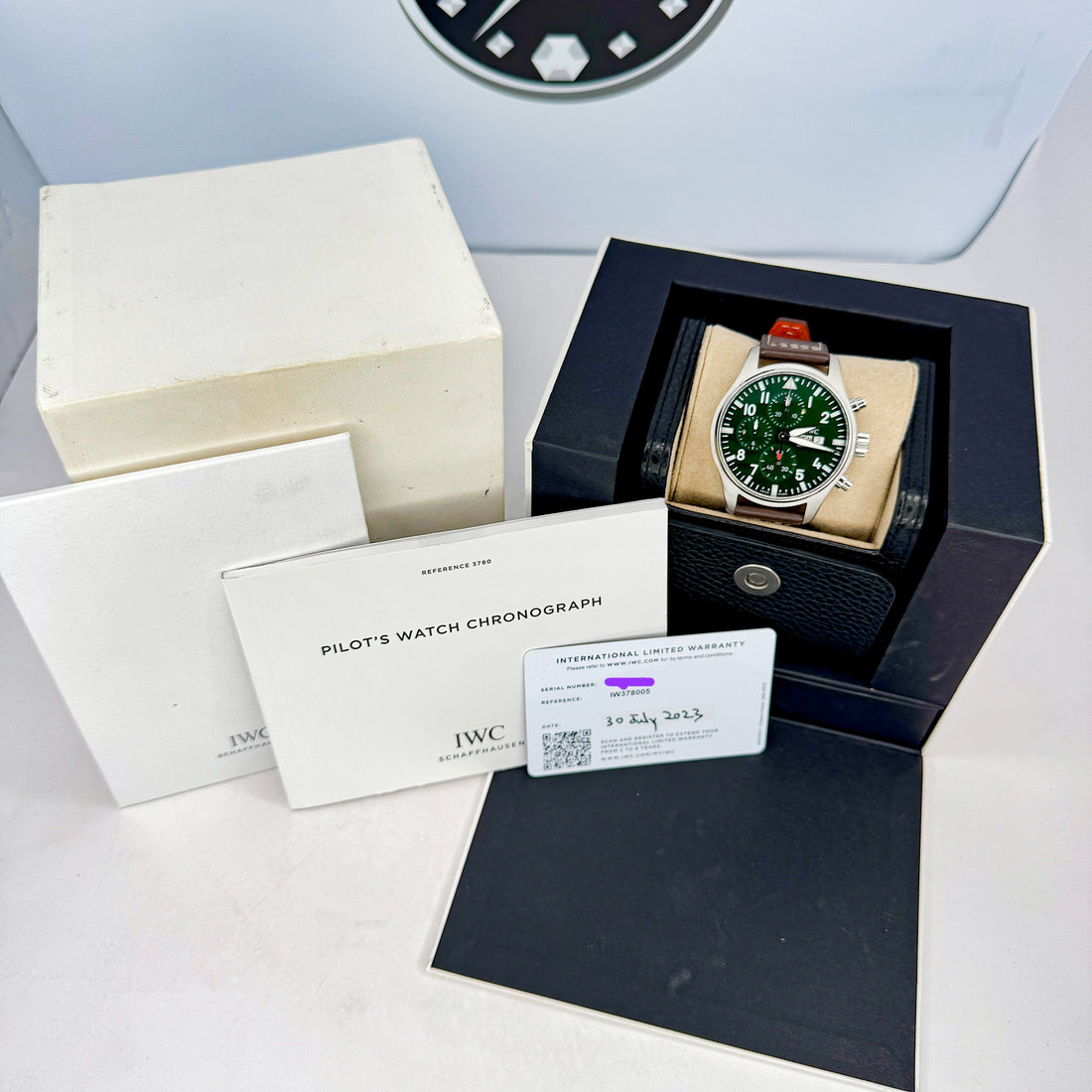 IWC Pilot’s Watch Chronograph 43 – Ref. IW378005 – 43mm Stainless Steel – Very Good – Full Set