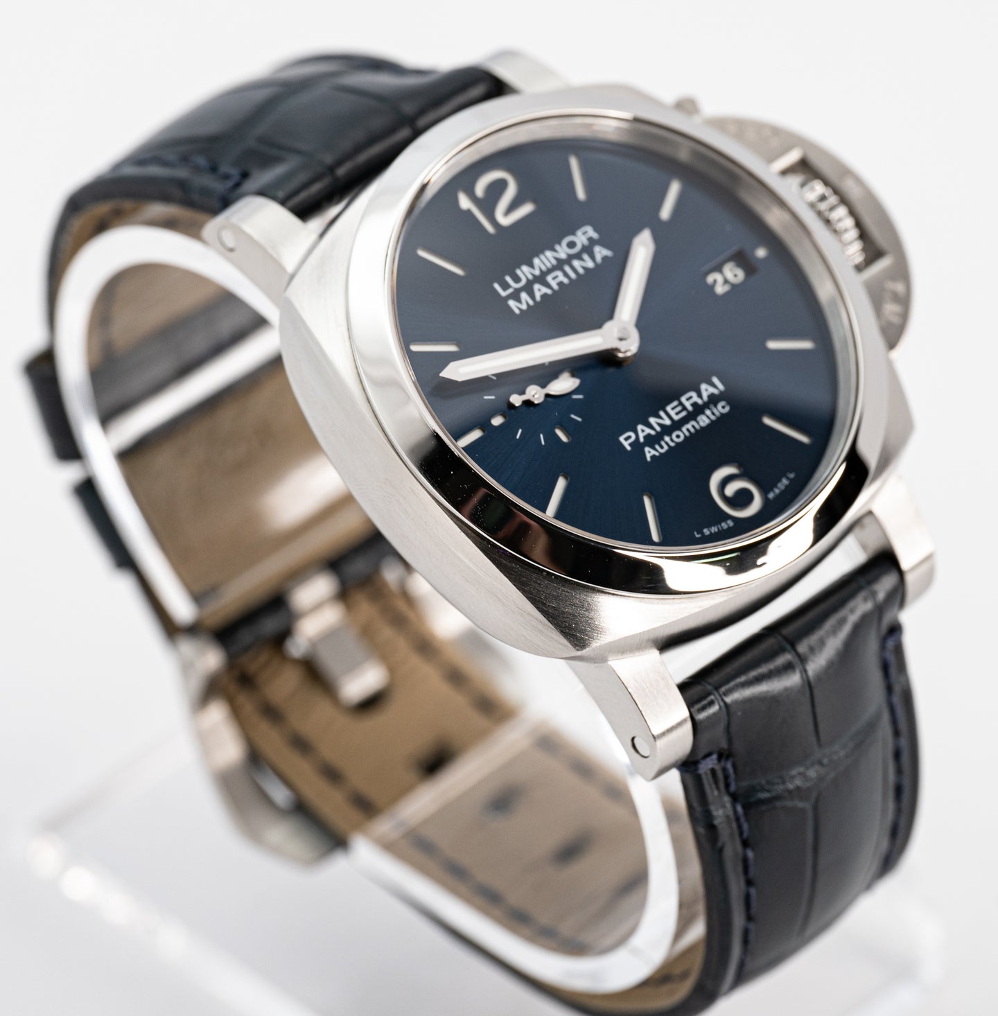 2022 Panerai Luminor - PAM01393 Blue Dial 42mm Leather Band, Full Set, Very Nice