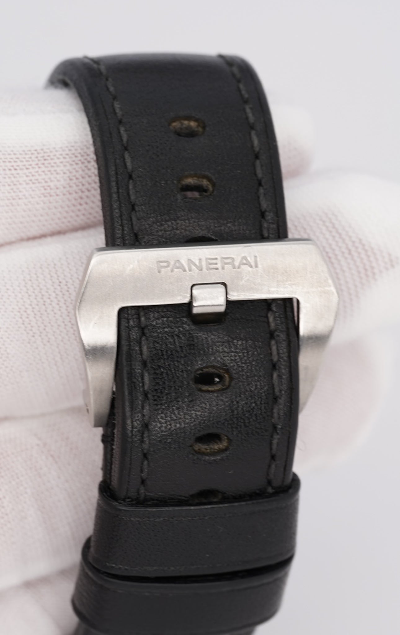 2007 Panerai Luminor Base 44mm Watch Ref# PAM00112 Black Dial Leather Band