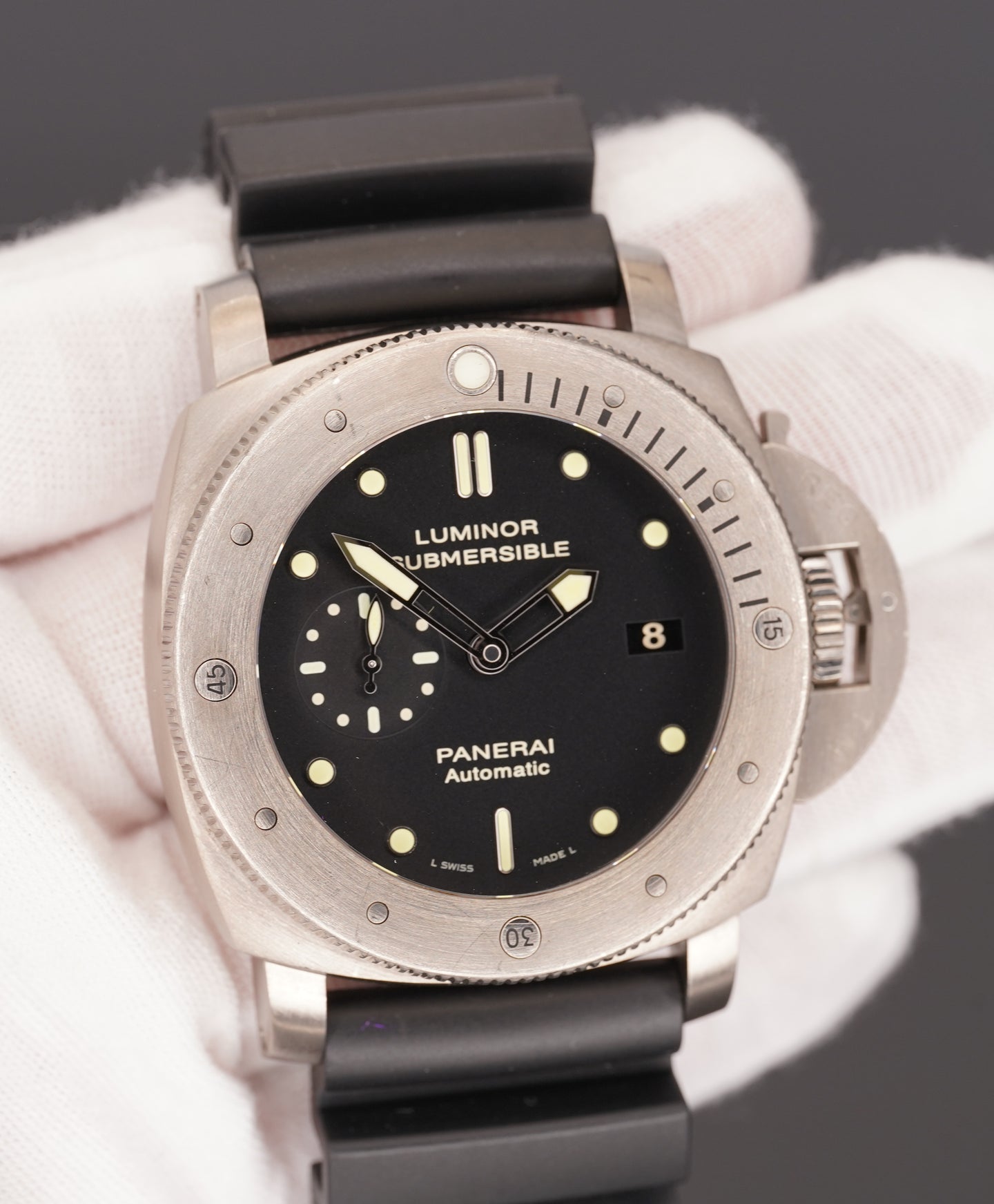 2010 Panerai Luminor Submersible- Ref# PAM00305 47mm Titanium Very Clean