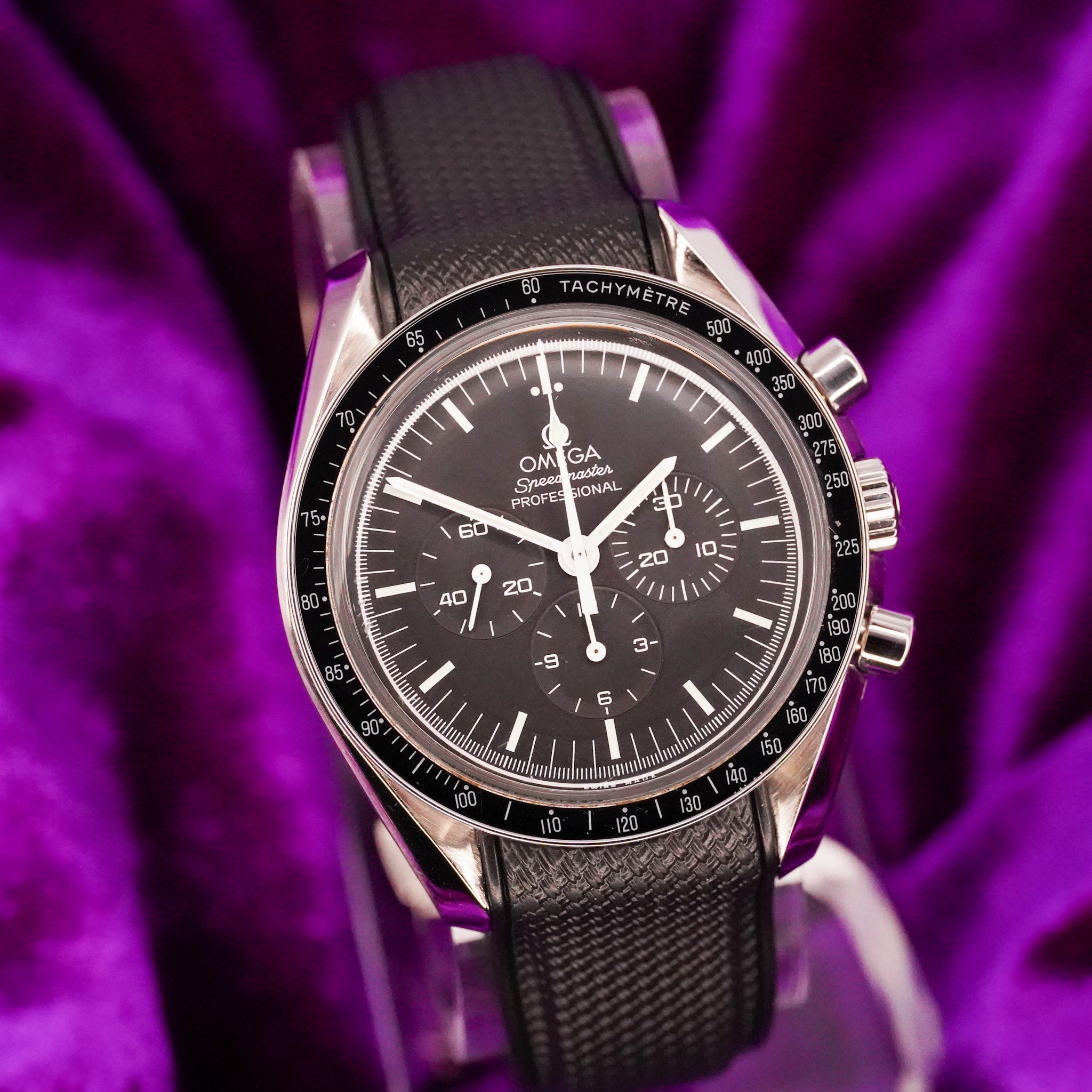 Omega Speedmaster Professional Moonwatch – Ref. 3570.50 – 42mm Stainless Steel – Very Good Condition