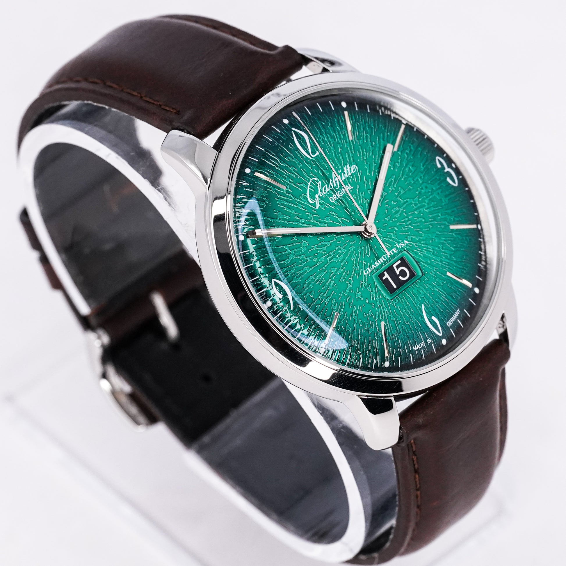 Glashütte Original Sixties Panorama Date – Ref. 2-39-47-04-02-04 – 42mm Stainless Steel – Very Good Condition