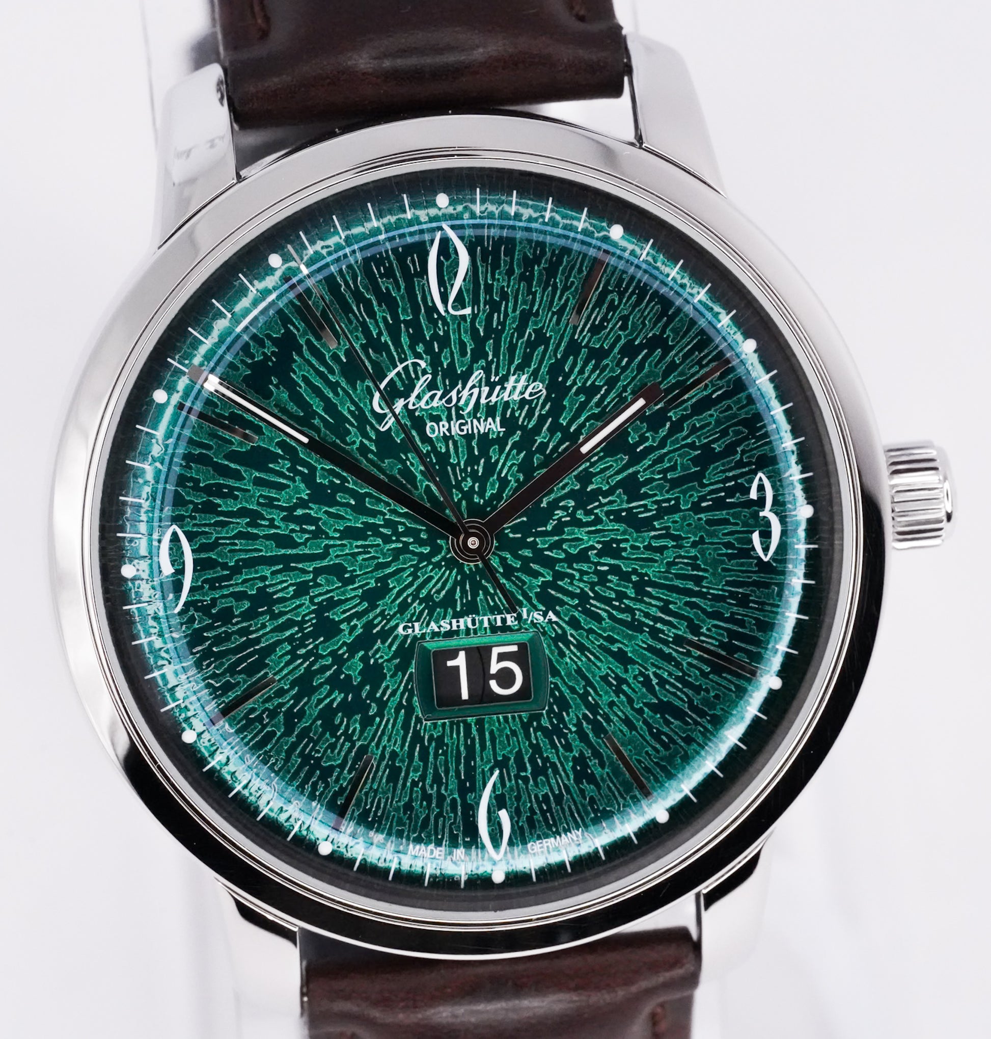 Glashütte Original Sixties Panorama Date – Ref. 2-39-47-04-02-04 – 42mm Stainless Steel – Very Good Condition