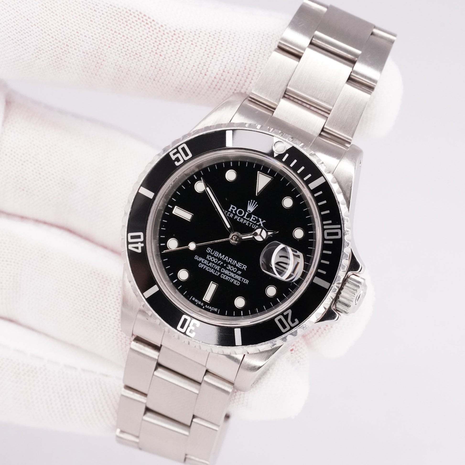 Rolex Submariner Date – Ref. 16610 – 40mm Stainless Steel – Excellent Condition