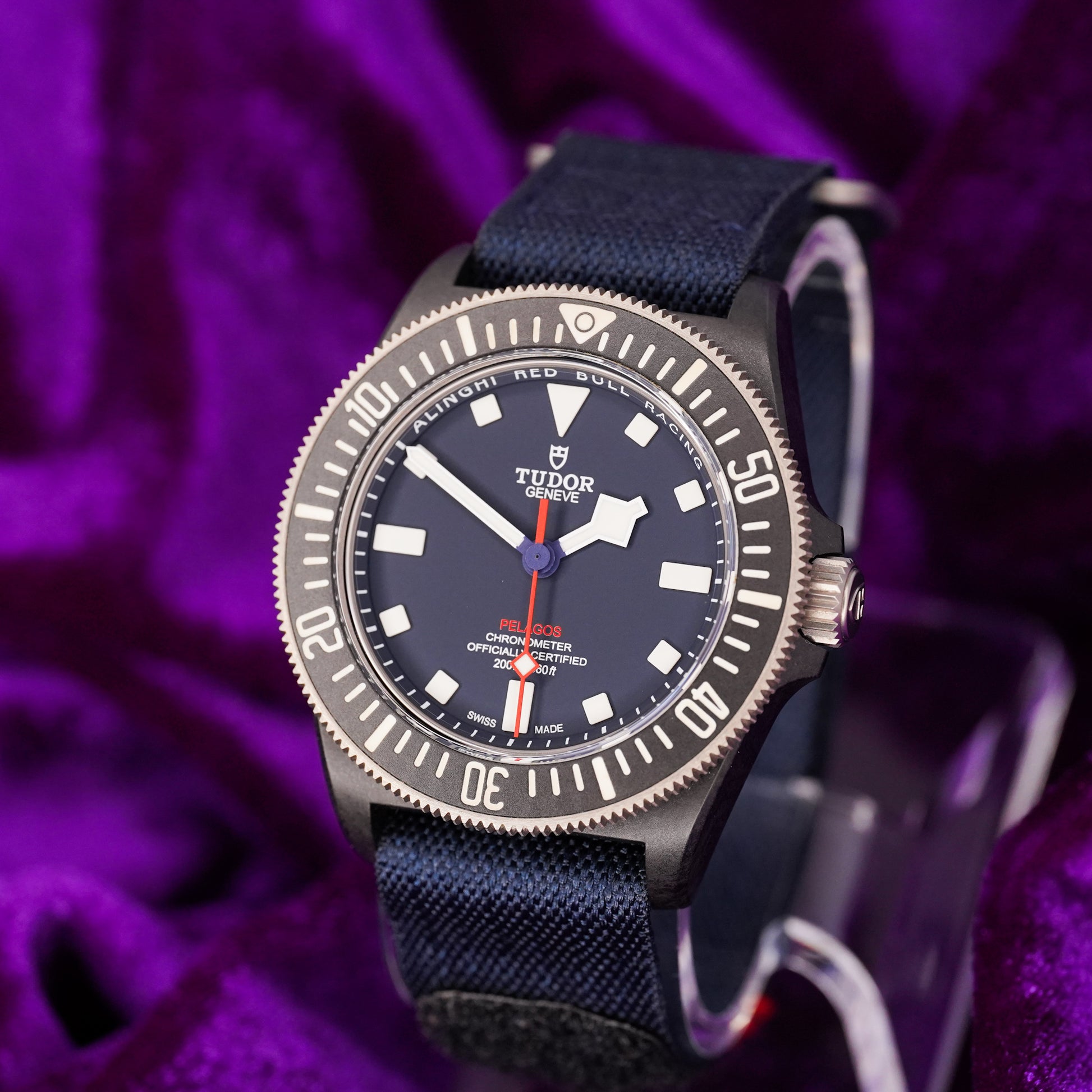 Tudor Pelagos FXD “Alinghi Red Bull Racing Edition” – Ref. M25707KN-0001 – 42mm Carbon Composite – Very Good Condition – Full Set