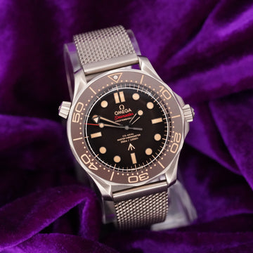 Omega Seamaster Diver 300M 007 NTTD – Ref. 210.90.42.20.01.001 – 42mm Titanium – Very Good Condition