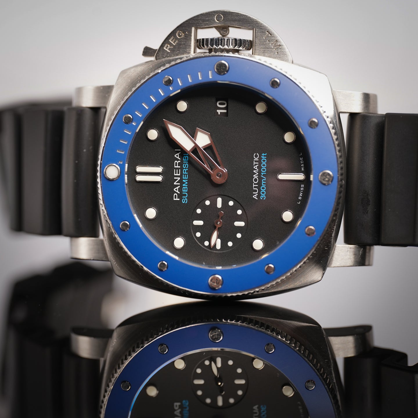 Panerai Submersible Ref# 01209- Blue Bezel, 42mm- 2021 Full Set