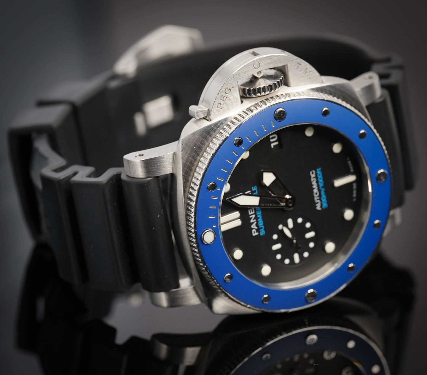 Panerai Submersible Ref# 01209- Blue Bezel, 42mm- 2021 Full Set