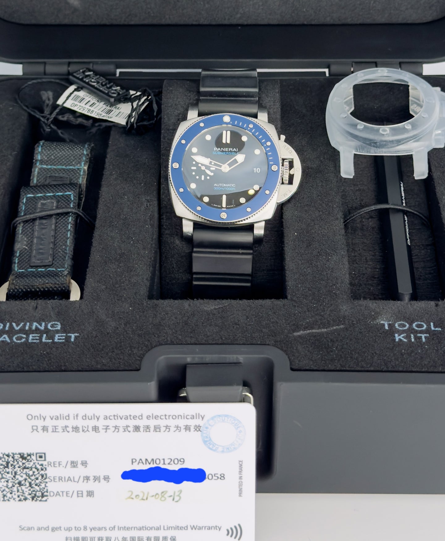 Panerai Submersible Ref# 01209- Blue Bezel, 42mm- 2021 Full Set