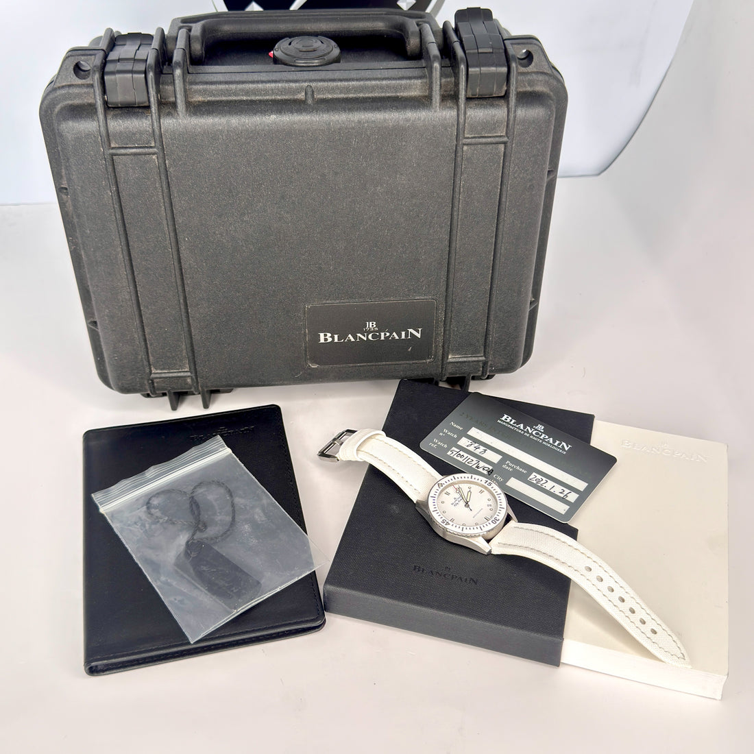Blancpain Fifty Fathoms Bathyscaphe – Ref. 5100-1127-W52A – 38mm Stainless Steel – Very Good – Complete Set