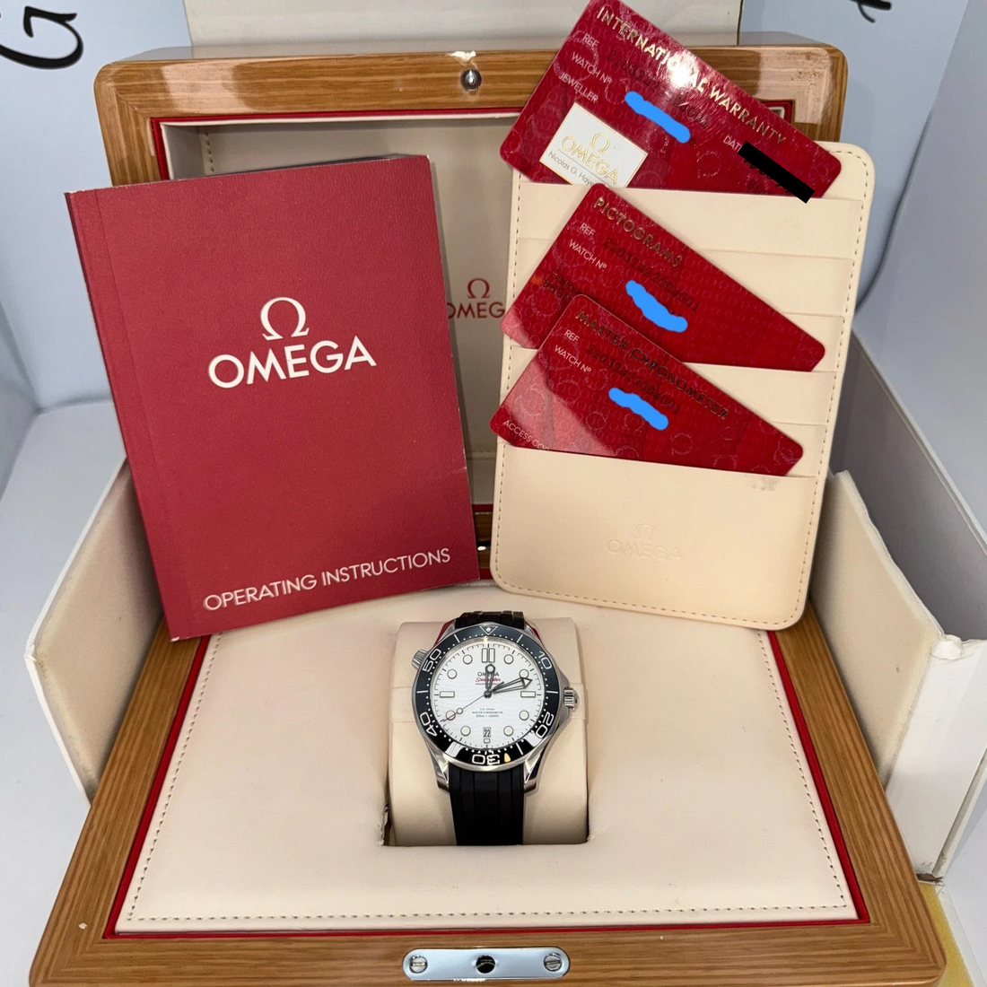 2021 Omega Seamaster Diver 300M – Ref. 210.32.42.20.04.001 – 42mm Stainless Steel – Very Good Condition
