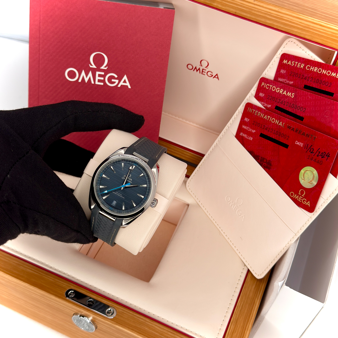 Omega Seamaster Aqua Terra – Ref. 220.12.41.21.03.002 – 41mm Stainless Steel – Very Good Condition – Full Set