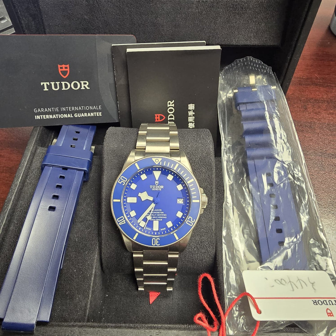 Tudor Pelagos – Ref. 25600TB – 42mm Titanium – Very Good Condition – Full Set  Condition: Very Good