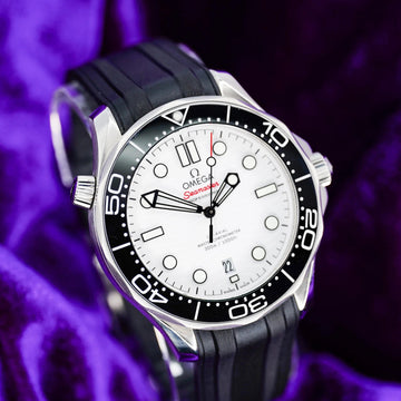 2023 Omega Seamaster Diver 300M – Ref. 210.32.42.20.04.001 – 42mm Stainless Steel – Very Good Condition